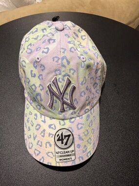 Genuine Merchandise Pastel Leopard NY Yankees Adjustable Cap